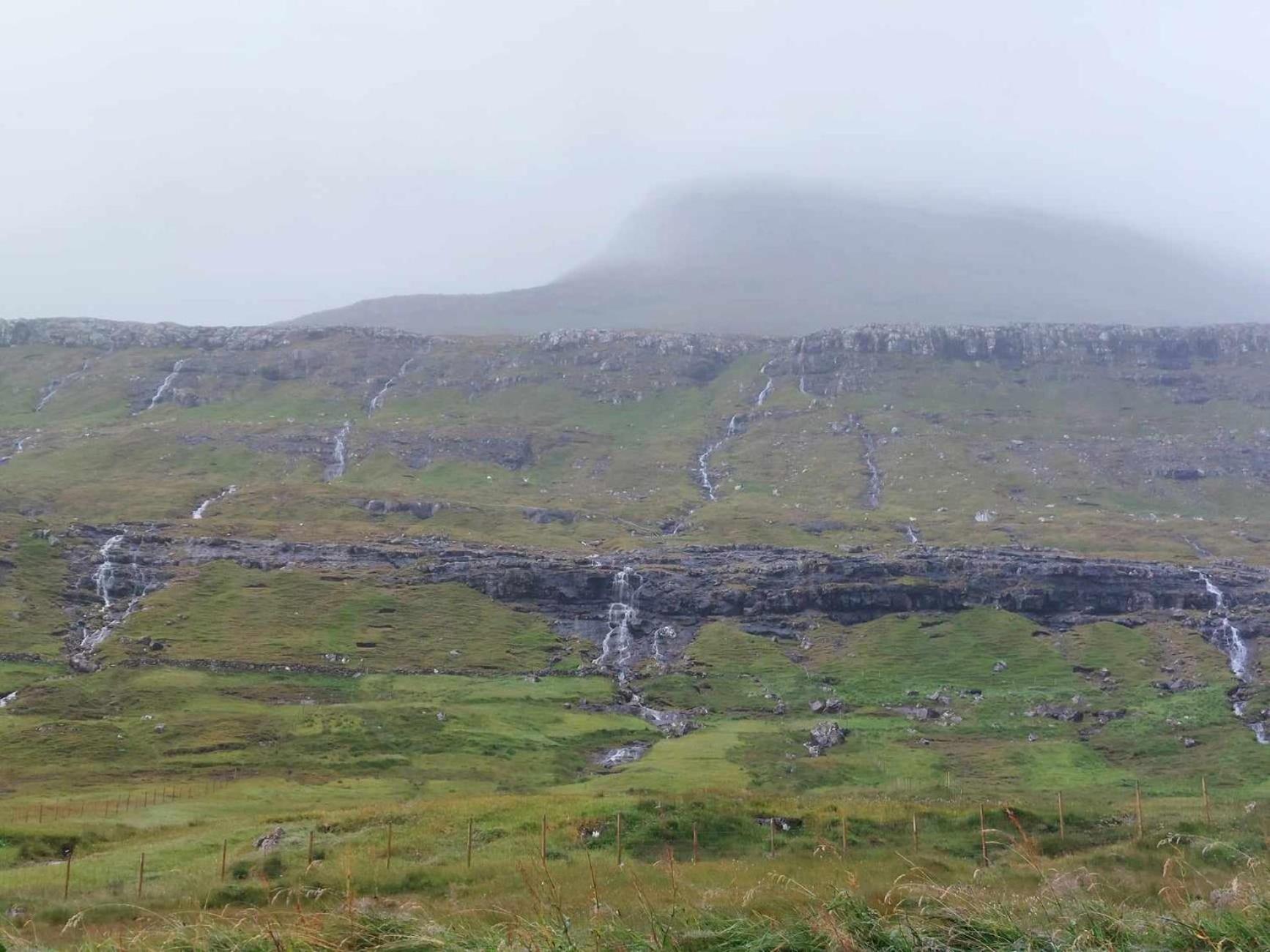 Fjord Guesthouse Funningsfjordur المظهر الخارجي الصورة