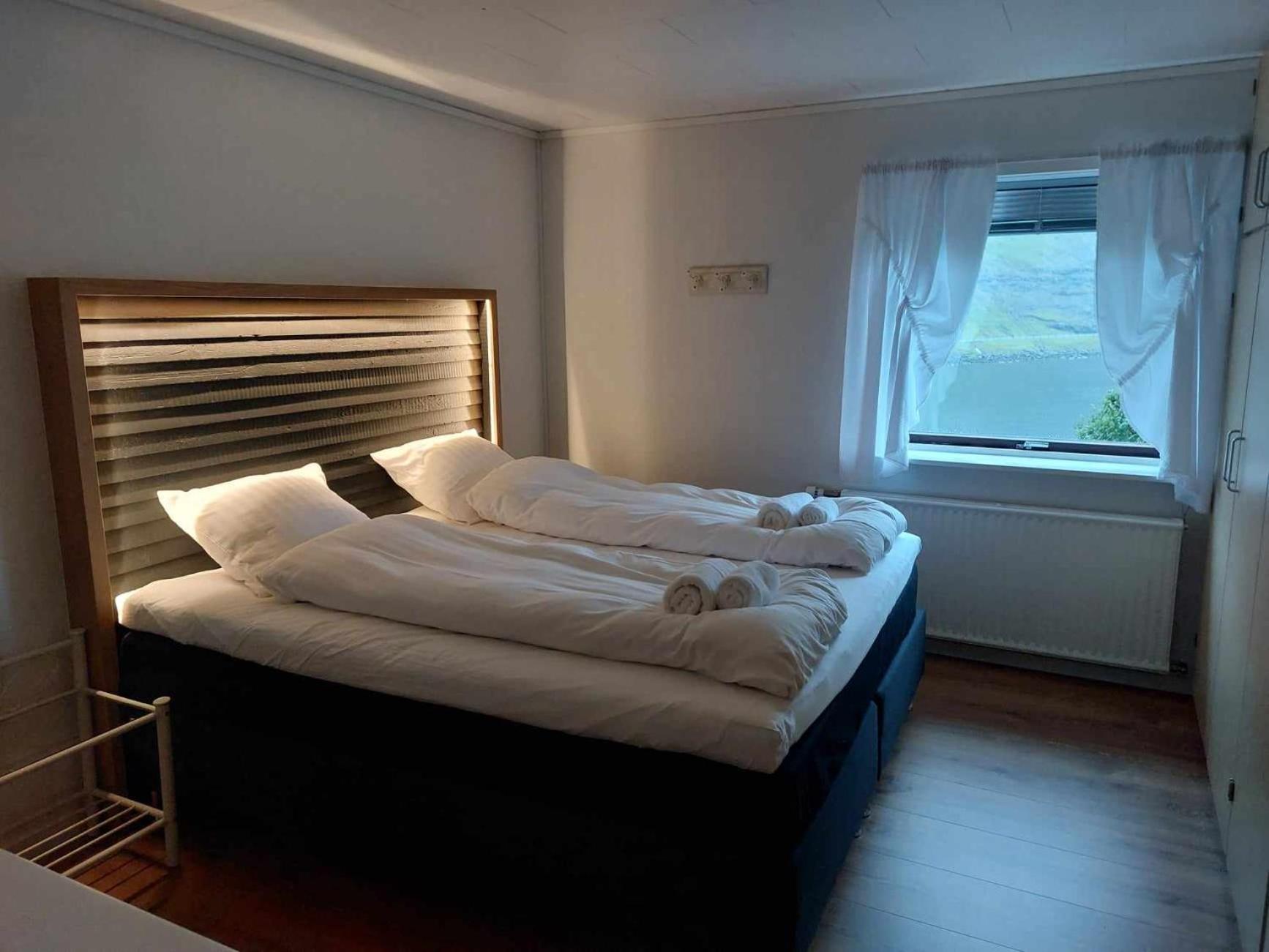 Fjord Guesthouse Funningsfjordur المظهر الخارجي الصورة